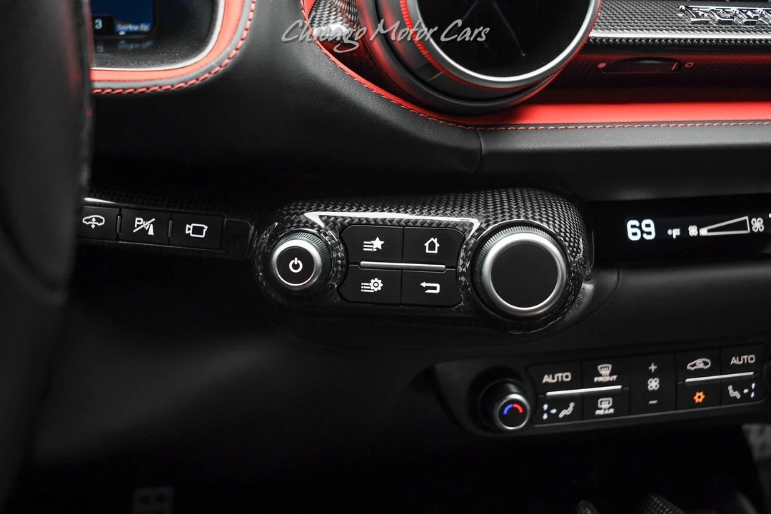 2019 Ferrari 812 Superfast - Image 19 of 21