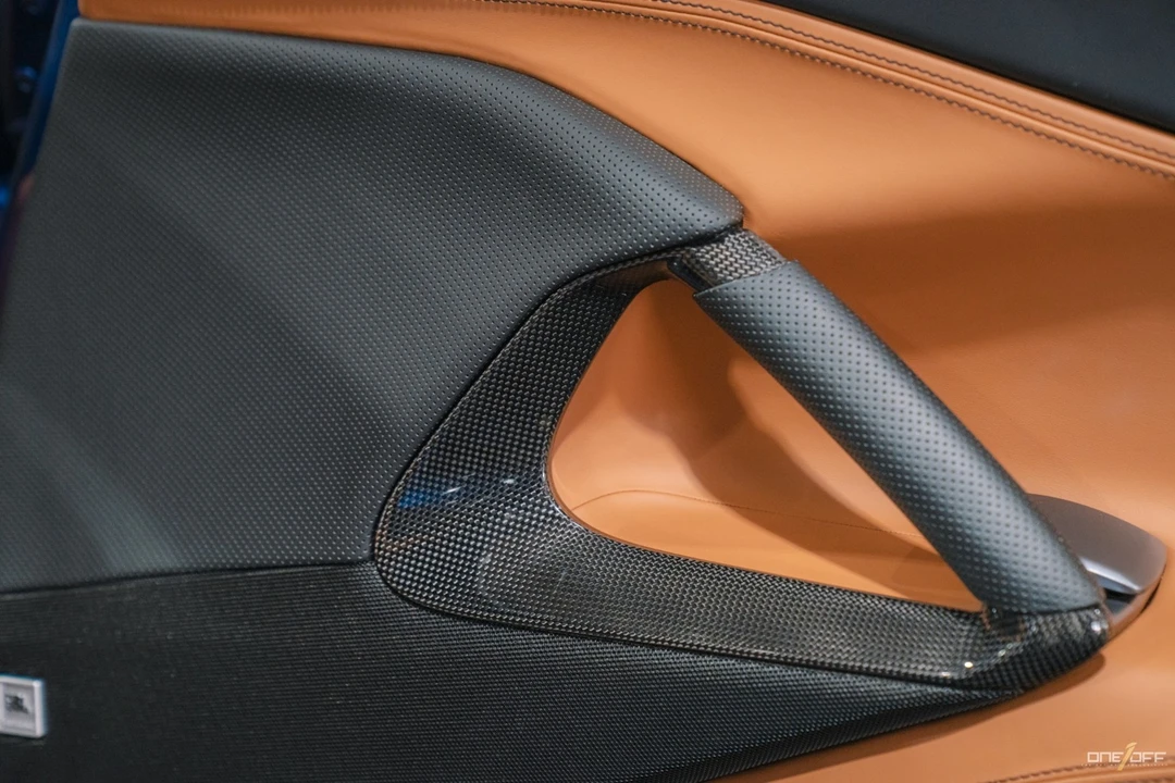 2019 Ferrari 812 Superfast - Image 10 of 12