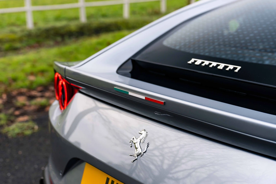 2019 Ferrari 812 Superfast - Image 23 of 31