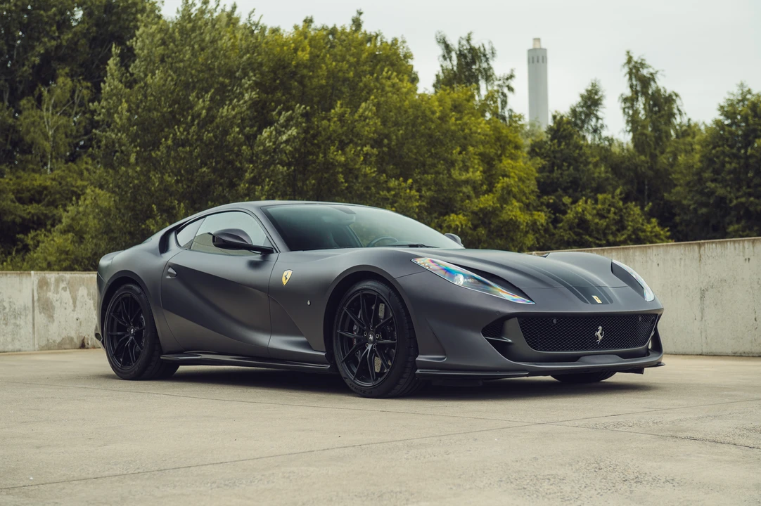 2019 Ferrari 812 Superfast - Image 8 of 31