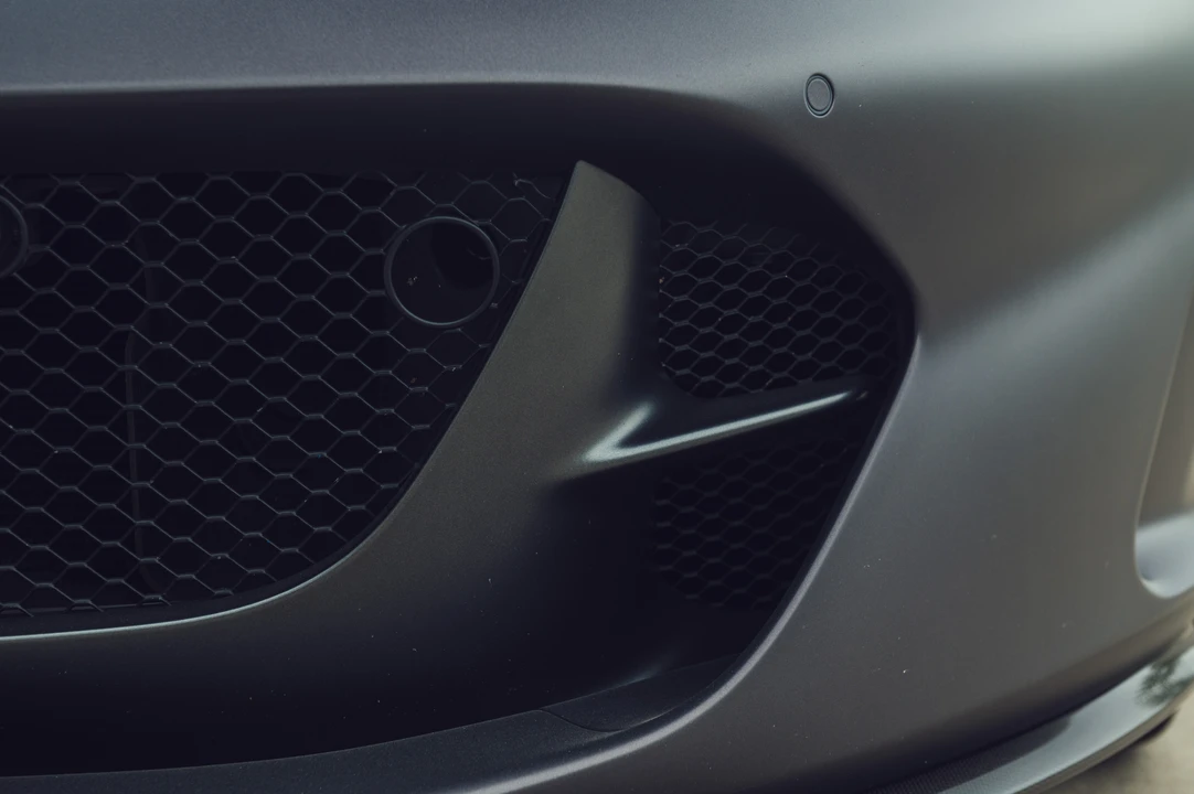 2019 Ferrari 812 Superfast - Image 17 of 31