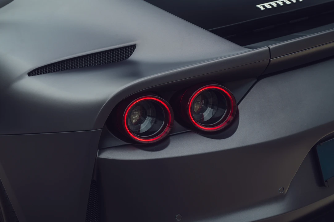 2019 Ferrari 812 Superfast - Image 19 of 31