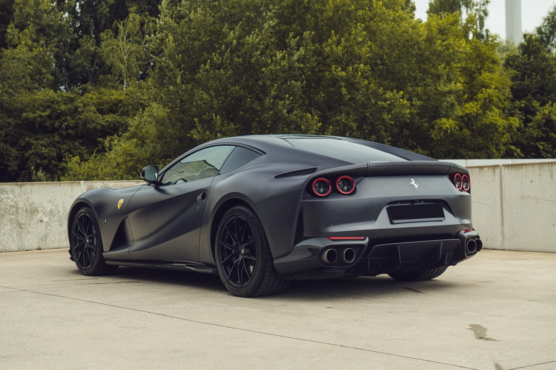 2019 Ferrari 812 Superfast - Image 5 of 31