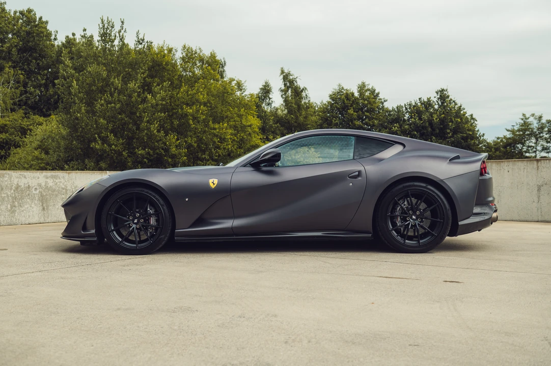 2019 Ferrari 812 Superfast - Image 4 of 31