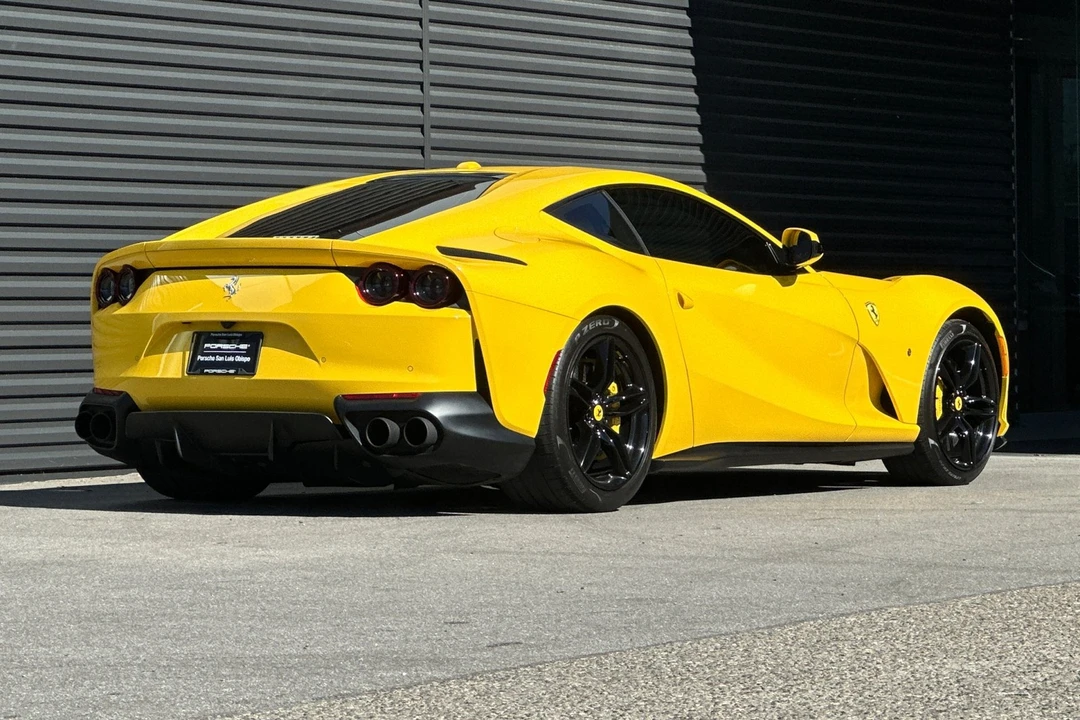 2019 Ferrari 812 Superfast - Image 8 of 21