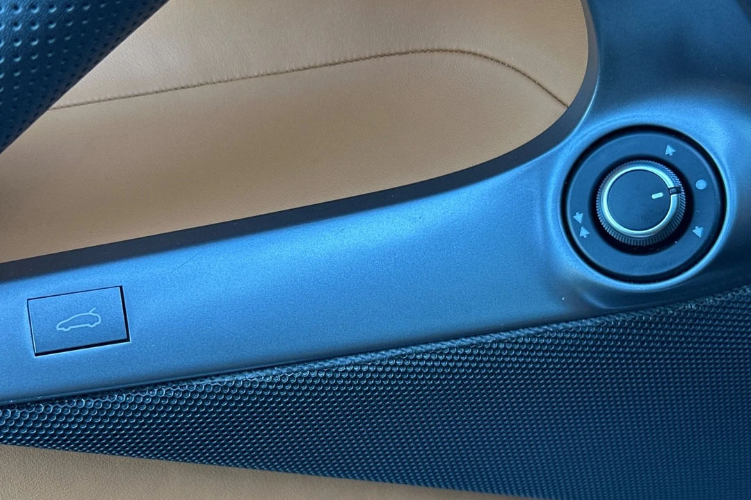 2019 Ferrari 812 Superfast - Image 13 of 21