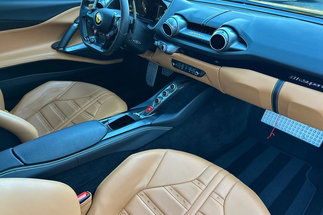 2019 Ferrari 812 Superfast - Image 16 of 21