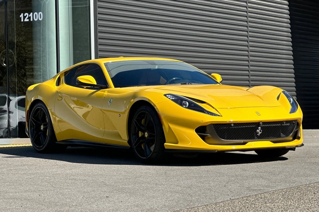 2019 Ferrari 812 Superfast - Image 10 of 21