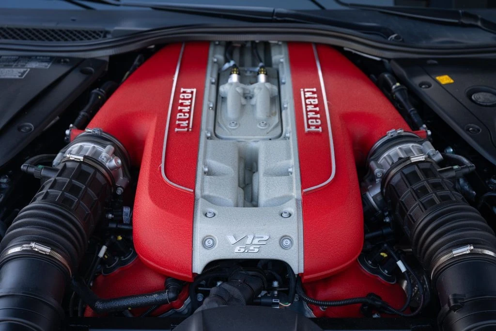 2019 Ferrari 812 Superfast - Image 15 of 21