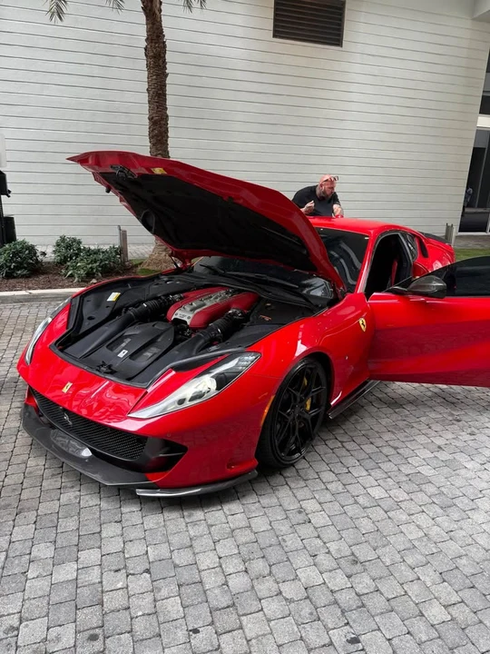 2019 Ferrari 812 Superfast - Image 18 of 19