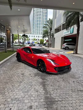 2019 Ferrari 812 Superfast Coupe 2D