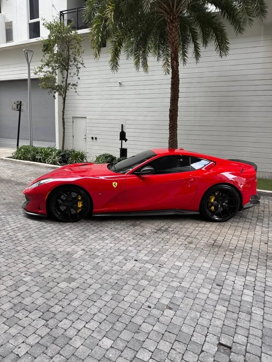 2019 Ferrari 812 Superfast - Image 5 of 19