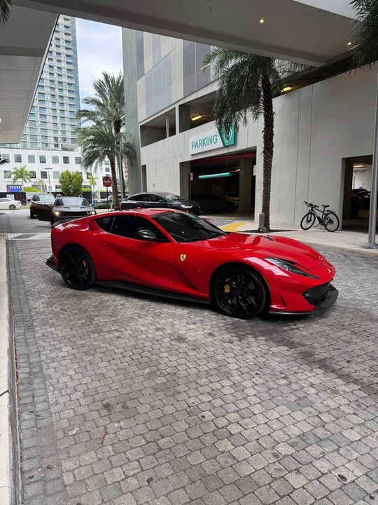 2019 Ferrari 812 Superfast - Image 3 of 19