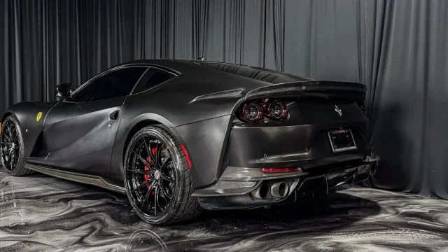 2019 Ferrari 812 Superfast - Image 9 of 19