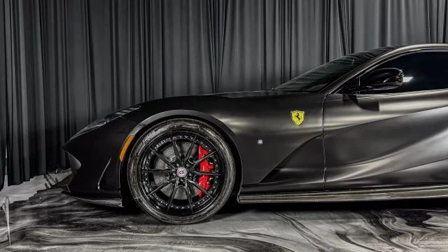 2019 Ferrari 812 Superfast - Image 4 of 19
