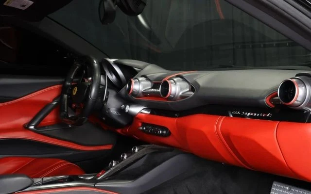 2019 Ferrari 812 Superfast - Image 17 of 19