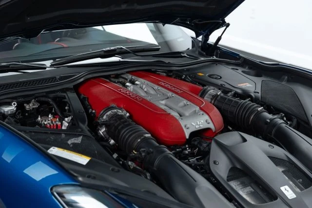 2019 Ferrari 812 Superfast - Image 7 of 21