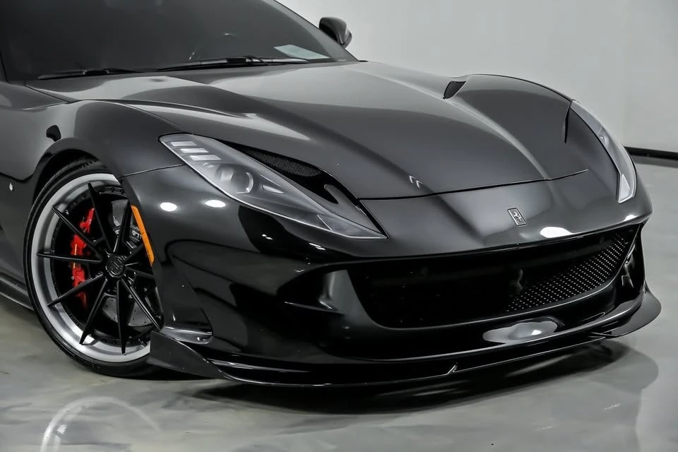 2019 Ferrari 812 Superfast - Image 3 of 20