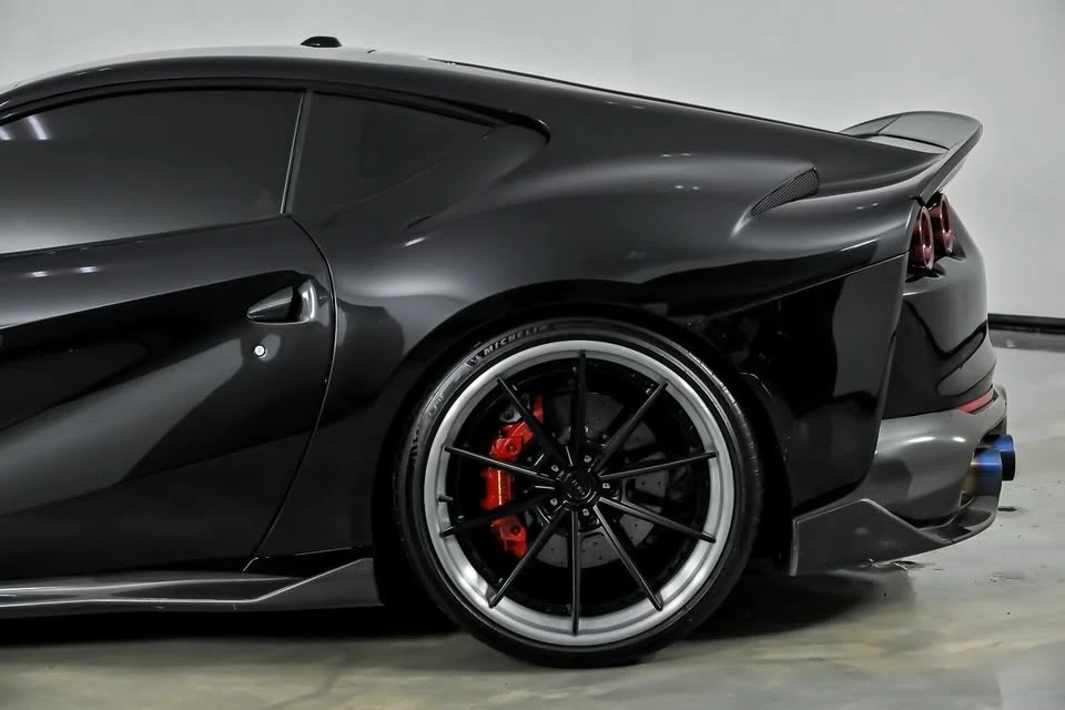 2019 Ferrari 812 Superfast - Image 9 of 20