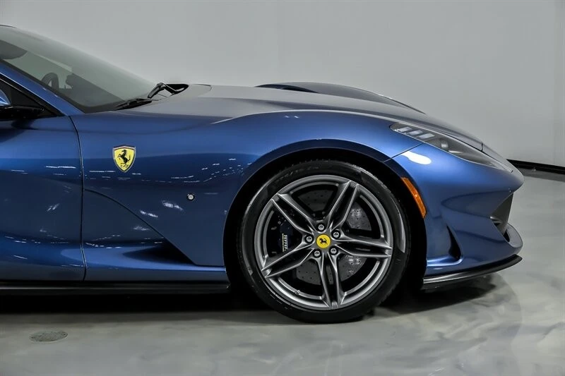 2019 Ferrari 812 Superfast - Image 15 of 21