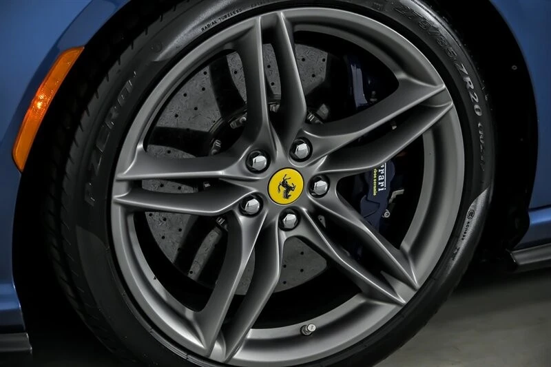 2019 Ferrari 812 Superfast - Image 18 of 21
