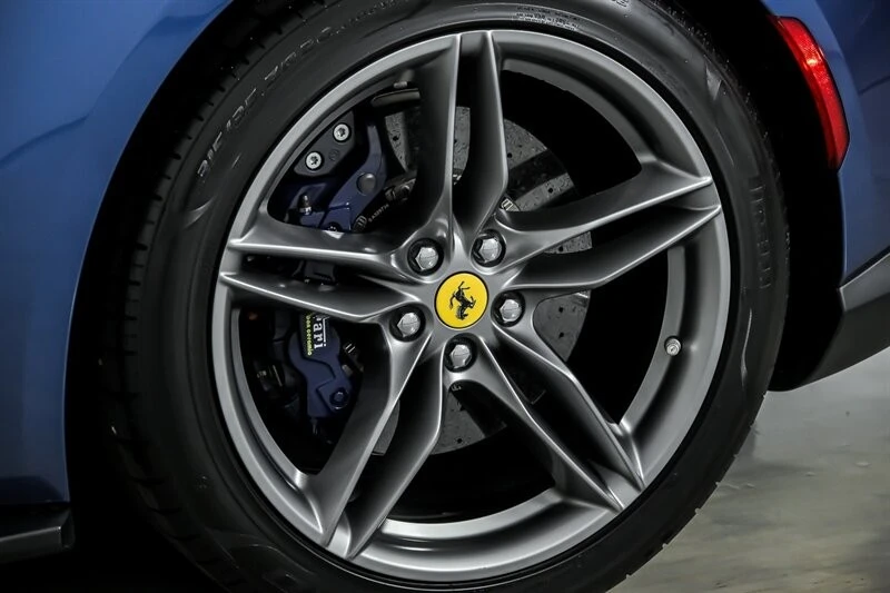 2019 Ferrari 812 Superfast - Image 19 of 21