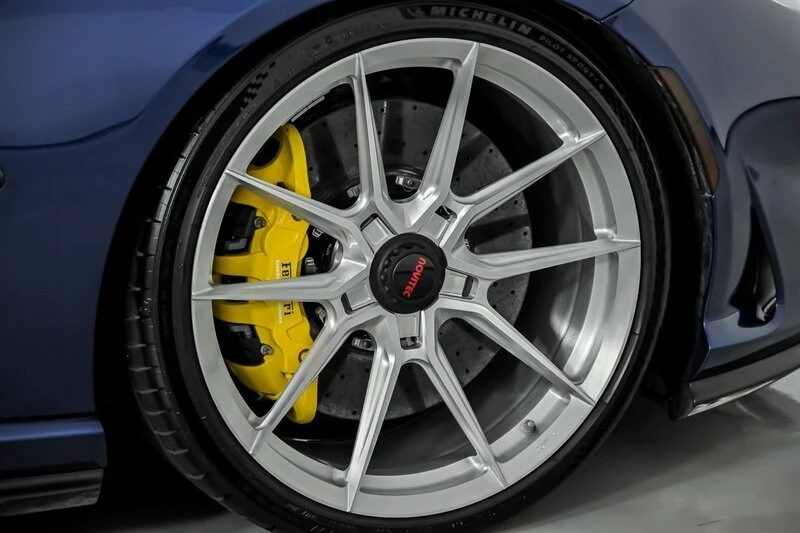 2019 Ferrari 812 Superfast - Image 17 of 21