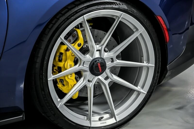 2019 Ferrari 812 Superfast - Image 19 of 21