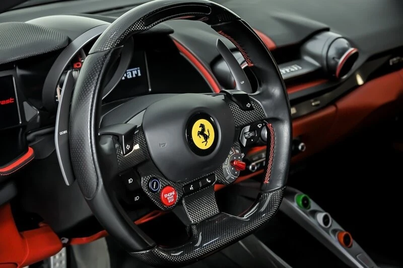 2019 Ferrari 812 Superfast - Image 28 of 31