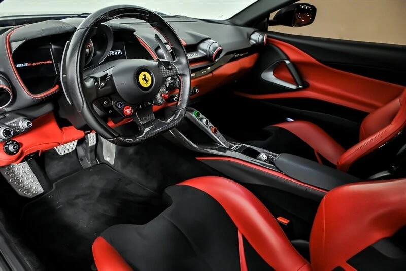 2019 Ferrari 812 Superfast - Image 25 of 31