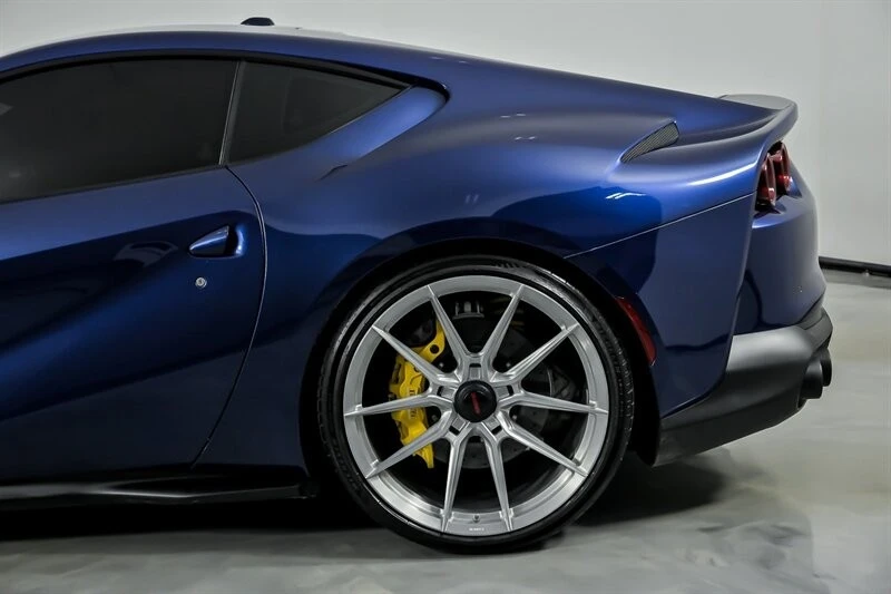 2019 Ferrari 812 Superfast - Image 9 of 21