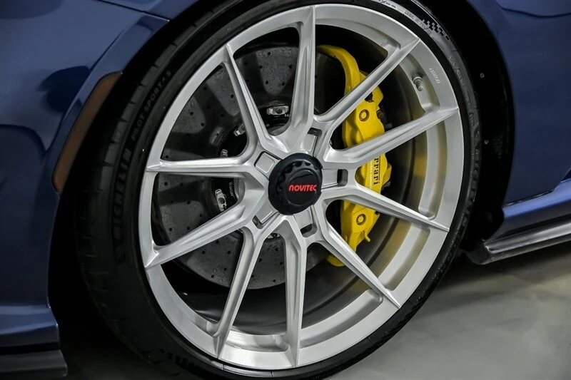 2019 Ferrari 812 Superfast - Image 18 of 21