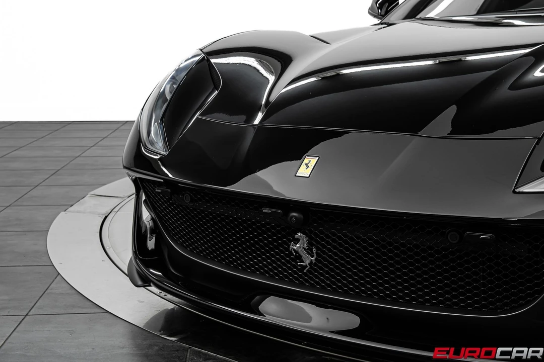 2019 Ferrari 812 Superfast - Image 11 of 31