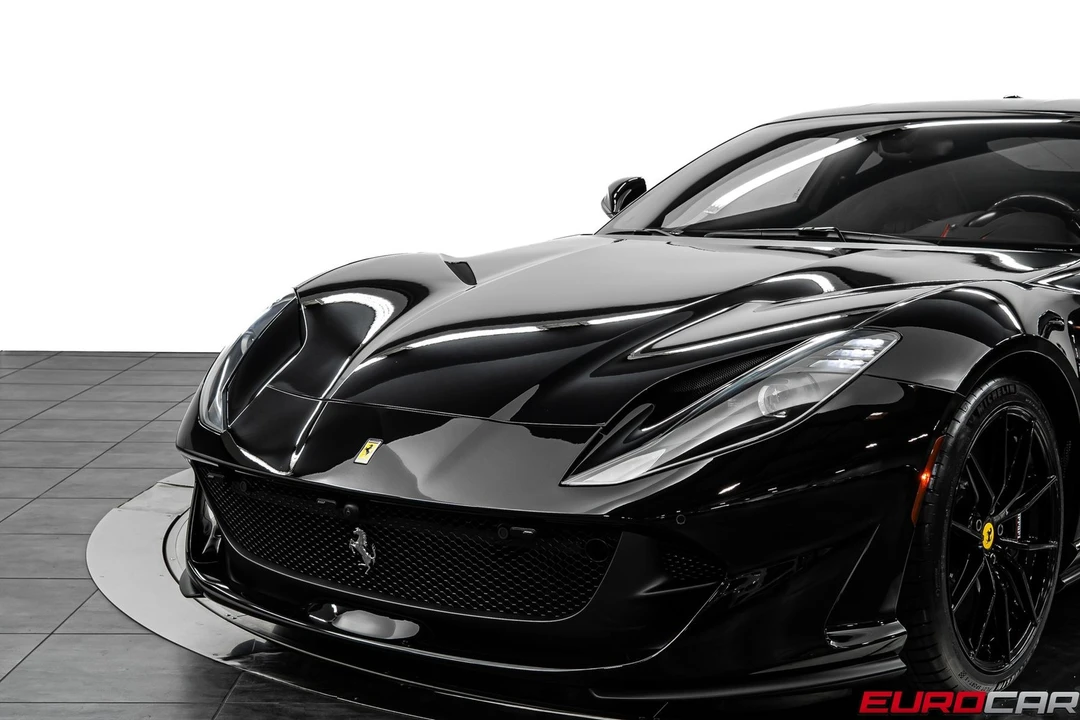 2019 Ferrari 812 Superfast - Image 13 of 31