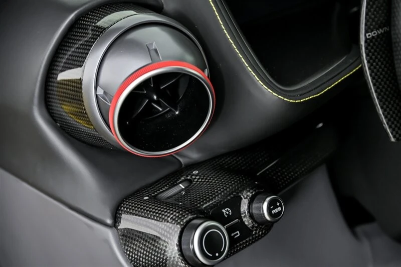2019 Ferrari 812 Superfast - Image 27 of 31