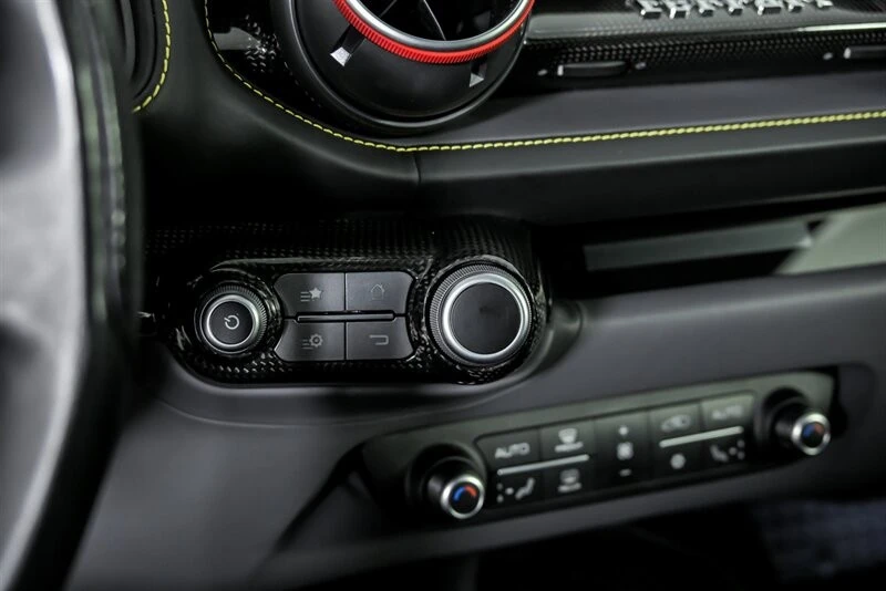 2019 Ferrari 812 Superfast - Image 31 of 31