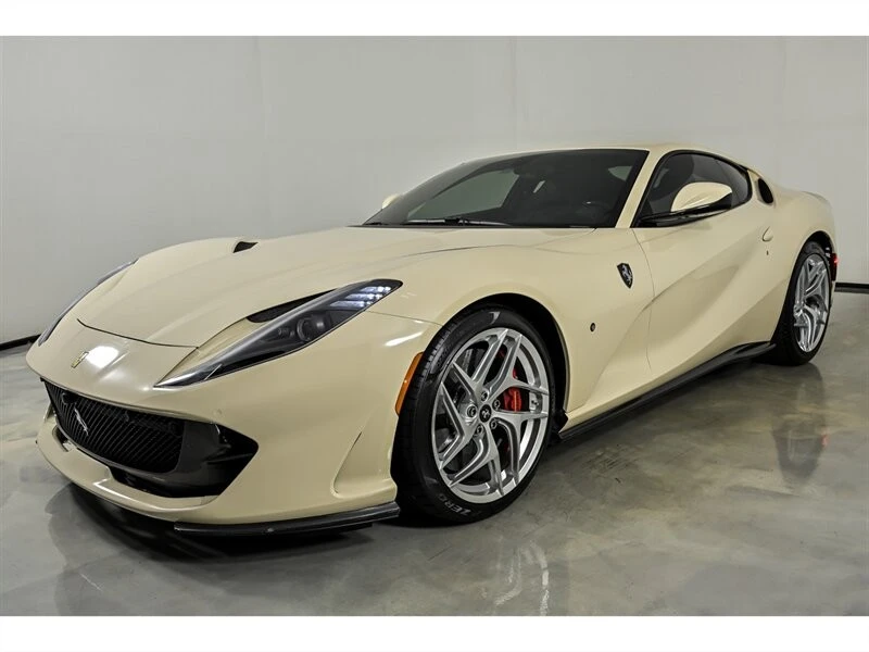 2019 Ferrari 812 Superfast - Image 5 of 31