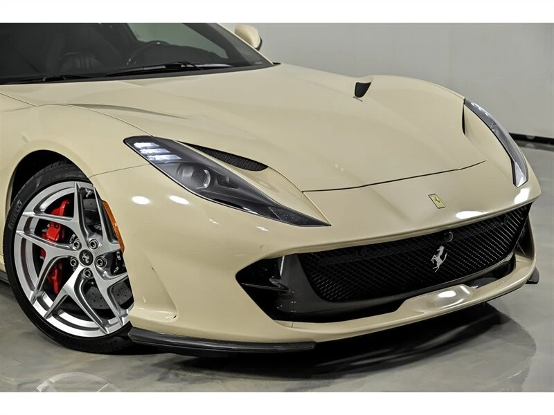 2019 Ferrari 812 Superfast - Image 2 of 31
