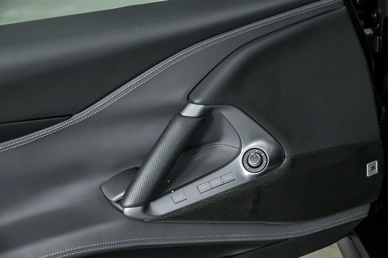 2019 Ferrari 812 Superfast - Image 18 of 21