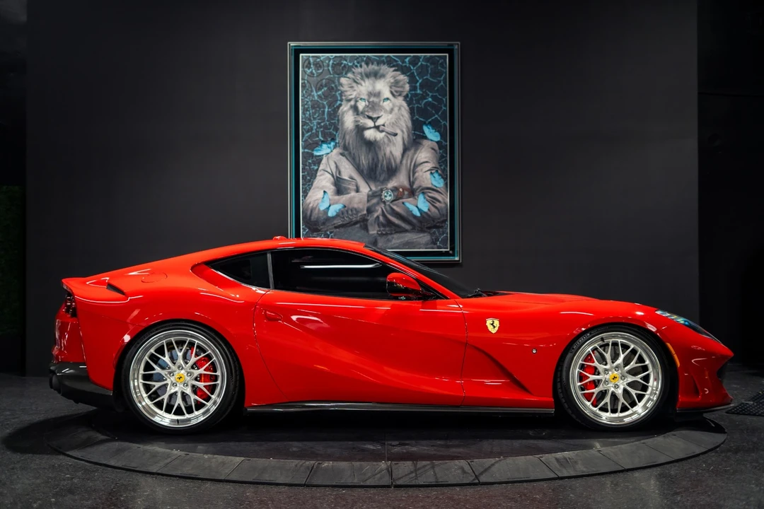 2019 Ferrari 812 Superfast - Image 4 of 31