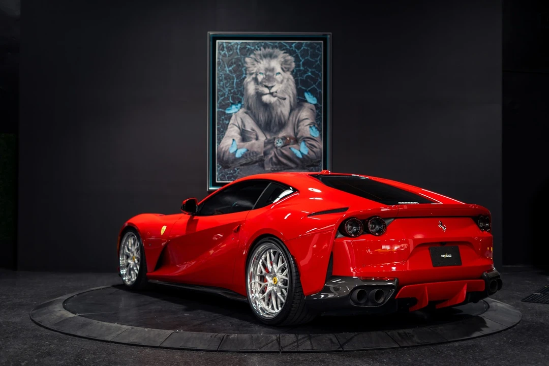 2019 Ferrari 812 Superfast - Image 28 of 31