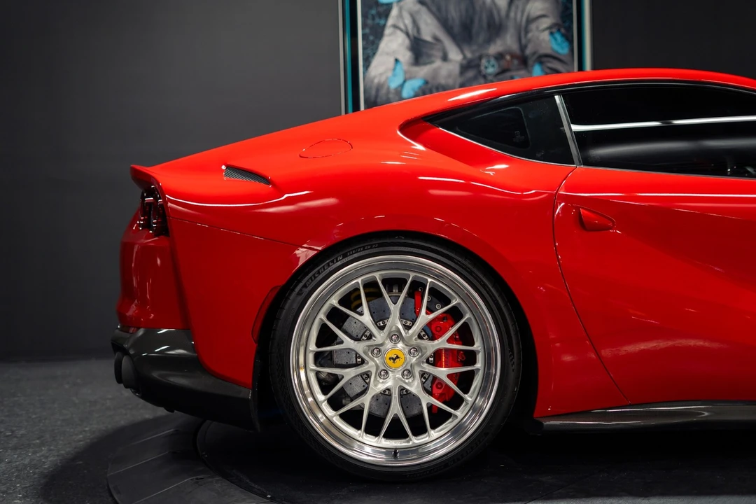 2019 Ferrari 812 Superfast - Image 6 of 31