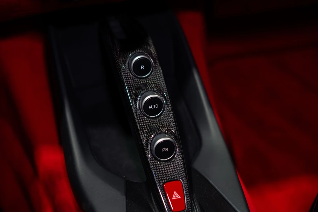 2019 Ferrari 812 Superfast - Image 17 of 31