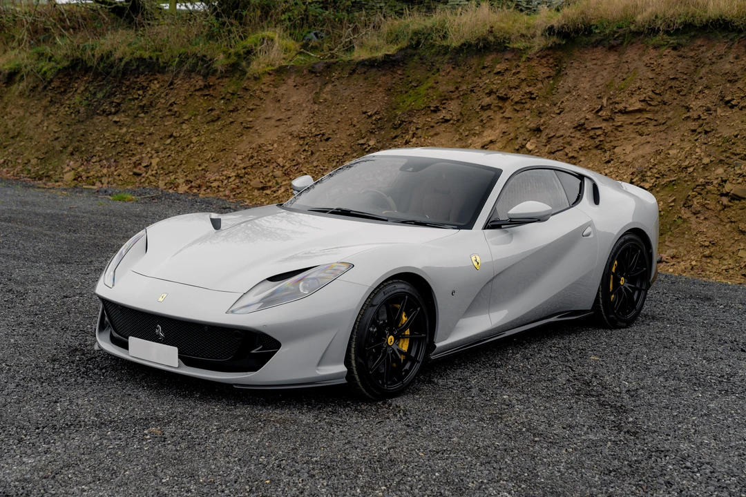 2019 Ferrari 812 Superfast - Image 3 of 31