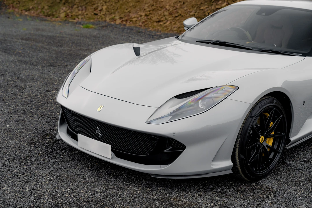 2019 Ferrari 812 Superfast - Image 16 of 31