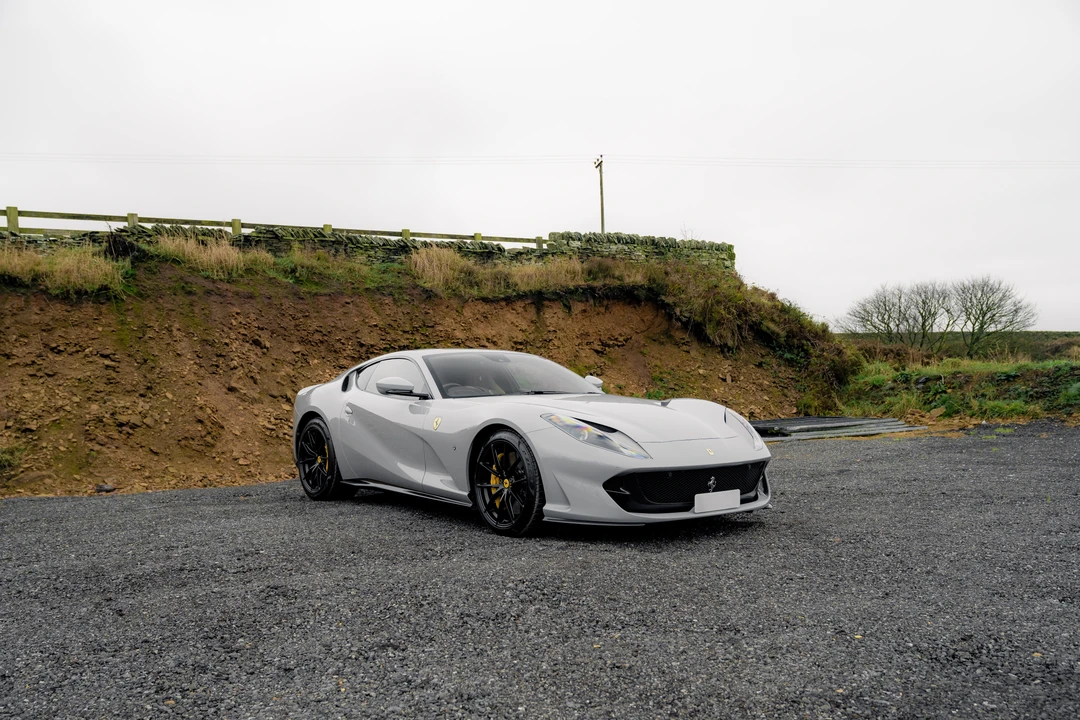 2019 Ferrari 812 Superfast - Image 9 of 31
