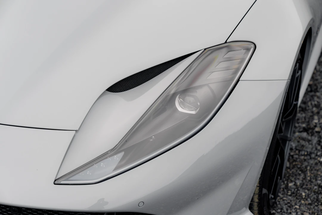 2019 Ferrari 812 Superfast - Image 25 of 31