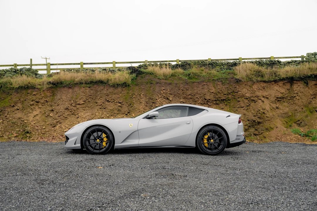 2019 Ferrari 812 Superfast - Image 4 of 31
