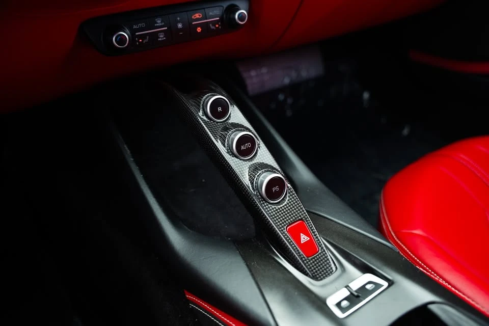 2019 Ferrari 812 Superfast - Image 14 of 14
