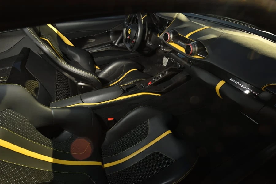 2019 Ferrari 812 Superfast - Image 21 of 31